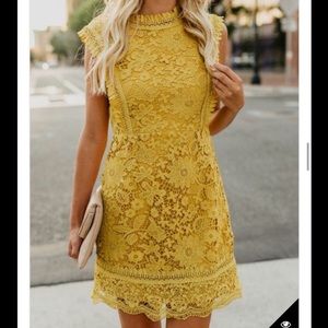 Vici Amélie lace cocktail dress